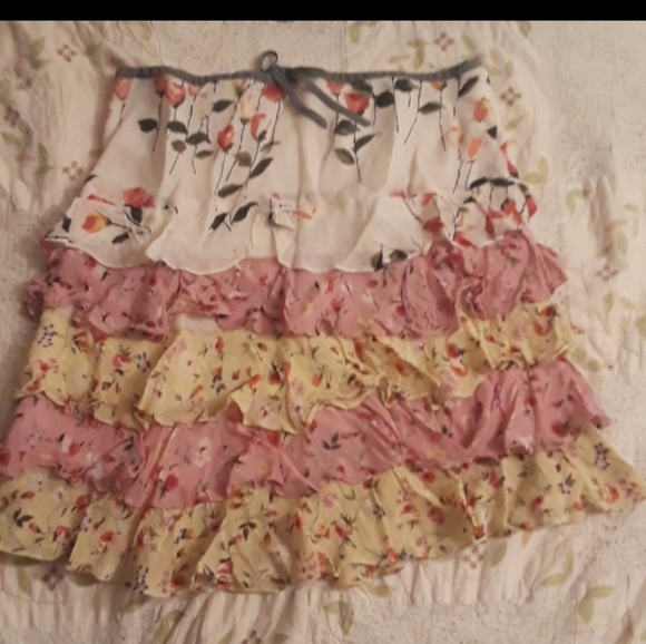 PRICE DROP TODAY🌿🌹🌿 NWT BEAUTIFUL SKIRT - Picture 5 of 5